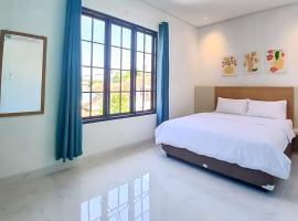 Happy Living Syariah near Stasiun Klaten Mitra RedDoorz, hotel in Klaten