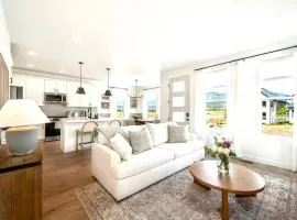Hygge Ridge - Valley East Village