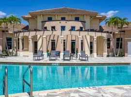 Landing Fort Myers near Heritage Palms