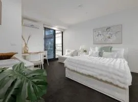 Grand South Yarra Apartment, Free Gym & Parking
