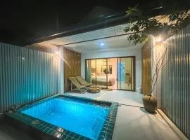 โลมา พูลวิลล่า เกาะล้าน