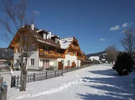 Apartment in Lungau near Ski Lift