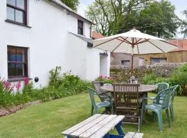 Tutchenor Farmhouse