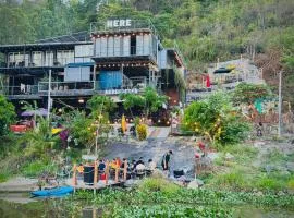 HERE GARDEN - Coffee & Homestay