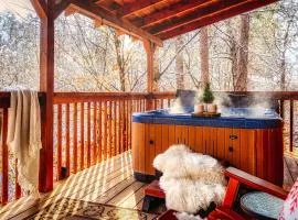 Firefly Dream - Smoky Escape Getaway with Theater, Firepit & Pool Table