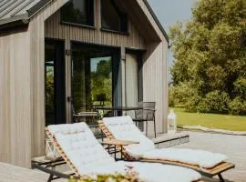 The Sound of Silence - romantic tiny house near Riga