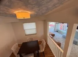 Cozy Chic Casa ,Spa ,Ac ,Theatre , Downtown, Beach