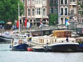 art deco houseboat on super location
