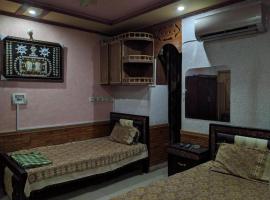 Diamond Guest House Chakwal, hotel di Dargai