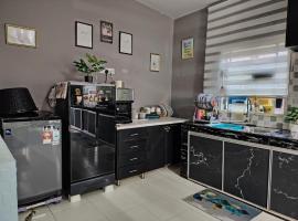 CozyRustic Homestay Melaka, hôtel à Kampong Bukit Katil