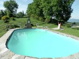 Rustic Holiday Home in Ortignano with Swimming Pool