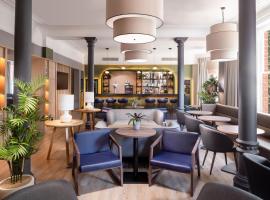 Holiday Inn Farnborough by IHG, hotel near Farnborough Airport - FAB, 