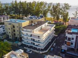 Bella 3 bed beachfront apartment