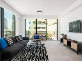 Luxury 3BR Sea View and Pool