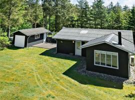 4 person holiday home in Løkken, Hotel in Løkken