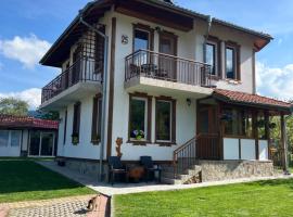 Къща за гости Падалото，位于斯莫梁的酒店