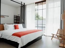 Private & Modern Uluwatu 2BR loft villa