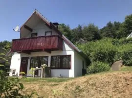 Holiday home in Reimboldshausen with balcony