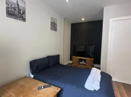 Bright & Spacious City Centre Edinburgh Flat, Unbeatable Location