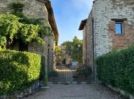 Fairytale apartment in 12th century castle - Umbria