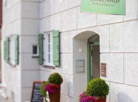 Landhotel Herrenhof, hotel v destinaci Rennertshofen