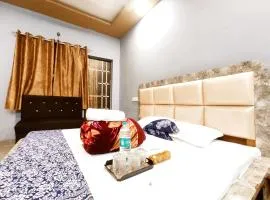 CRYSTAL HOMESTAY & PG - Secure, Budget and Comfortable Stay