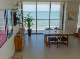 Exclusive & New Penthouse Apartment With Ocean View