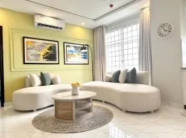 Cozy 1BR Designer Apartment, Gulberg Greens