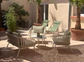 Les Reflets dAngele Terrasse XXL a Sete