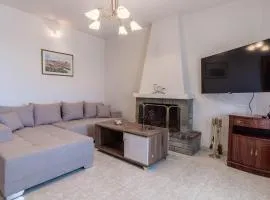 Kallisti's house
