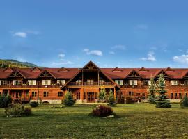 Glacier House Hotel & Resort, hotell sihtkohas Revelstoke huviväärsuse Mount Revelstoke'i rahvuspark lähedal