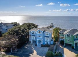 Sunset Sonata C8928 - Luxury Soundfront Home, Pool, hotel em Corolla