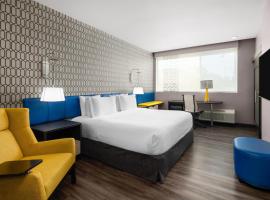 GLō Best Western Enid OK Downtown - Convention Center Hotel，Enid的飯店