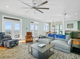 Salty Beach by Coastline Vacation Rentals