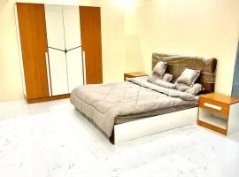 Zara Studio استديو زارا