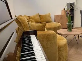 The White House Split