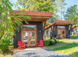 1 Mile to Downtown West Jefferson Camping Cabin #2