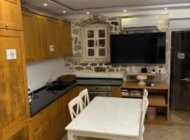 sar 1 balcony