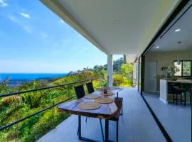 Casa Flores Ocean view 10 min to Carrillo