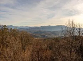 Howlin In The Smokies by American Patriot Getaways