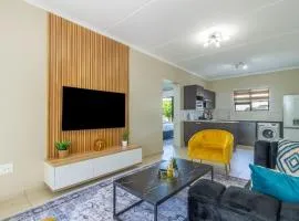 AlimamaSpaces - Rodney's View 2 Bedroom