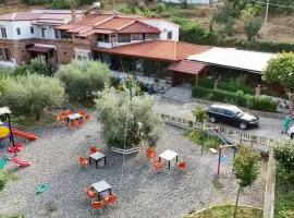 Salillari Guest house & Restaurant
