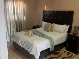 Kioma guest house mahwelereng