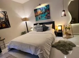 The Vaulted Retreat! F7