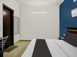 Super Collection O Agniv Residency Near Saket Metro, hotel in New Delhi