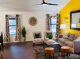 Phoenix Home - Oasis by the Hills