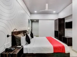 Collection O Rajdhani Hotel