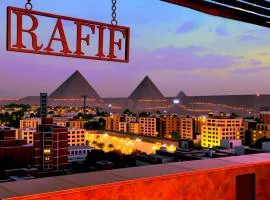 RAFiF PYRAMiDS & SPHINX HOTEL all apartments are pyramids view