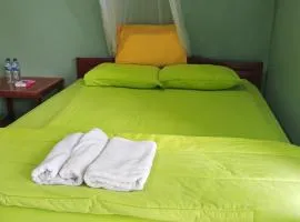 Kelimutu Lodge Moni