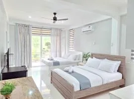 INATO SUITES Rm 2 2 queen beds